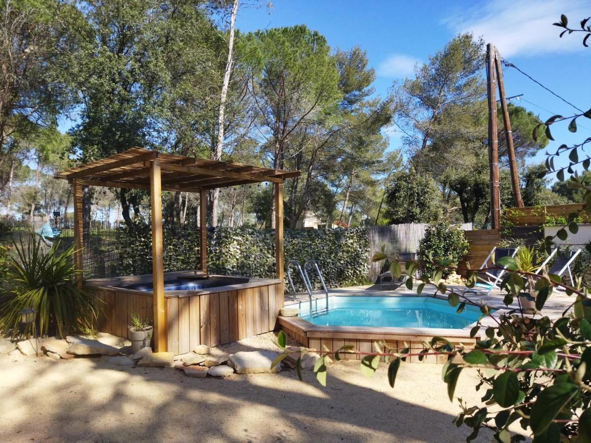 Maison 5 Personnes En Garrigue - Piscine-Spa Prive Langlade Exterior photo
